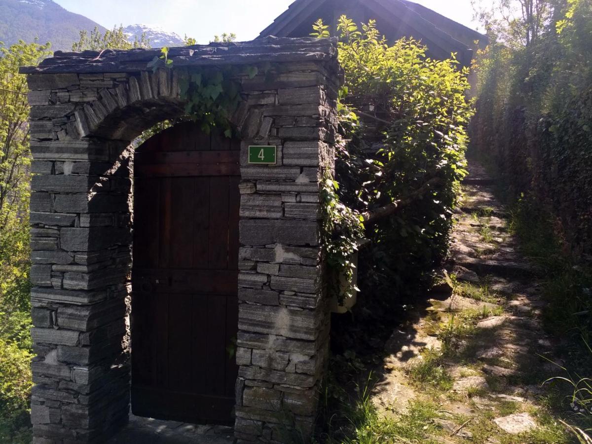 Villa Rustico "Casa Di Sasso" à Intragna Extérieur photo