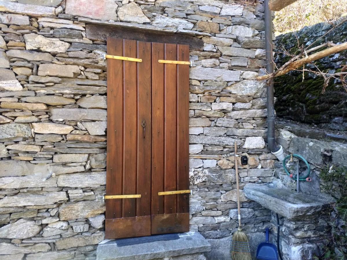 Villa Rustico "Casa Di Sasso" à Intragna Extérieur photo