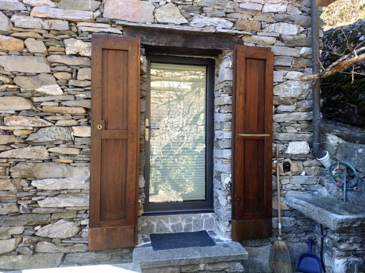 Villa Rustico "Casa Di Sasso" à Intragna Extérieur photo