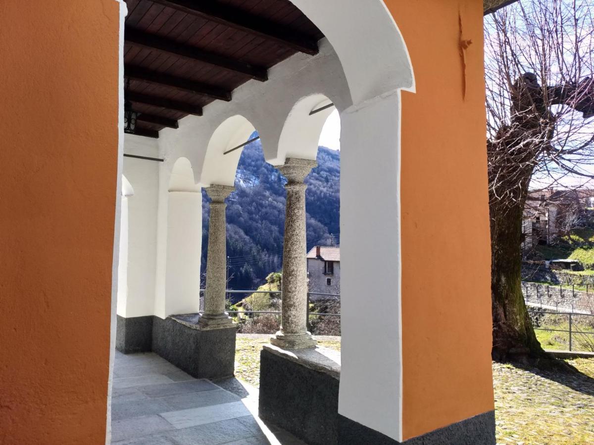 Villa Rustico "Casa Di Sasso" à Intragna Extérieur photo